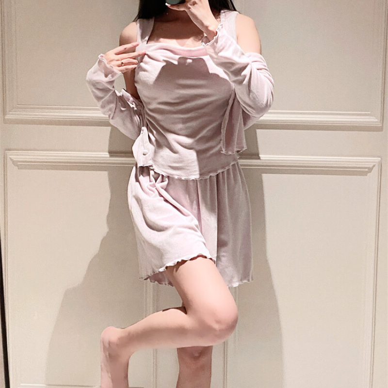 パープル×ベロアルームウェア 彼女に着て欲しい部屋着