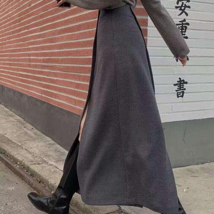 歩くたびにスリットから覗く美脚スカート（グレー）