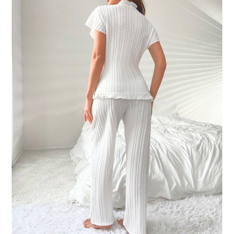 後ろ姿がきれいな白ルームウェアセットアップ 女性用｜細見えする夏の部屋着